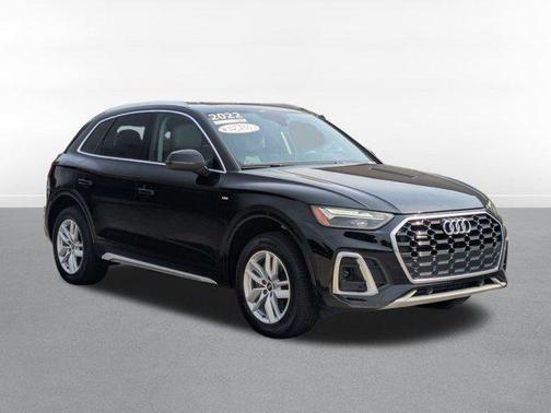 2022 Audi Q5 45 S line Premium
