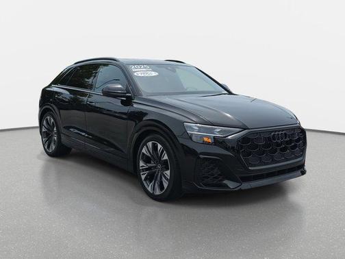 2025 Audi Q8 55 Prestige