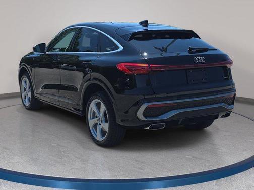 Mythos Black Metallic 2026 Audi Q5 Sportback Premium Plus TFSI quattro S tronic