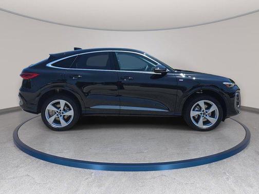 Mythos Black Metallic 2026 Audi Q5 Sportback Premium Plus TFSI quattro S tronic