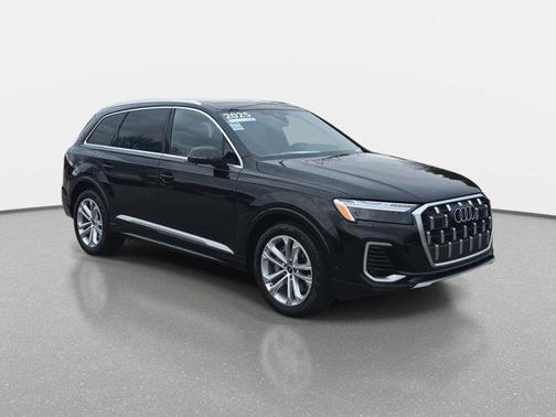 2025 Audi Q7 55 Prestige