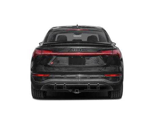 Mythos Black Metallic 2024 Audi Q8 e-tron Premium Plus