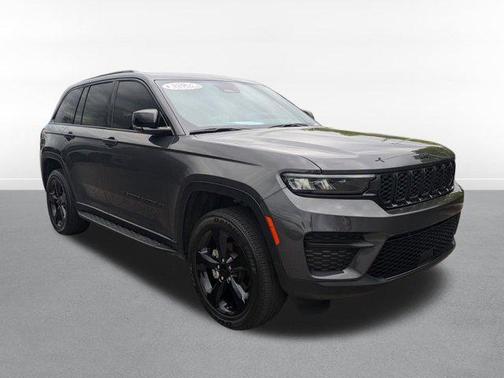 2023 Jeep Grand Cherokee Altitude