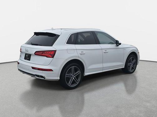 2018 Audi SQ5 3.0T Premium Plus