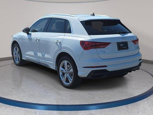 Glacier White Metallic 2020 Audi Q3 45 S line Premium