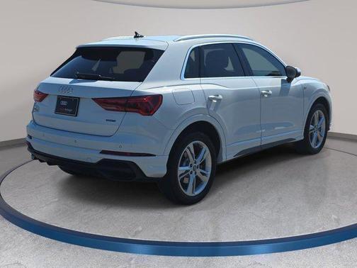 Glacier White Metallic 2020 Audi Q3 45 S line Premium