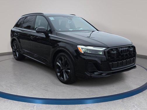 Mythos Black Metallic 2026 Audi Q7 55 Premium Plus