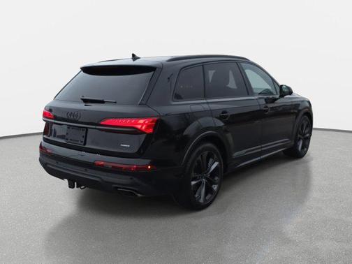 2026 Audi Q7 55 Premium Plus