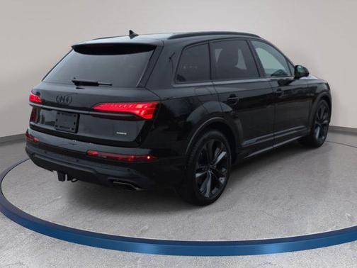 Mythos Black Metallic 2026 Audi Q7 55 Premium Plus