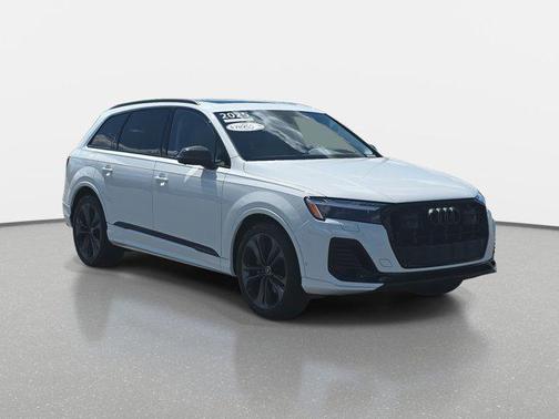 2025 Audi Q7 55 Prestige