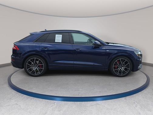 Navarra Blue Metallic 2022 Audi Q8 55 Prestige