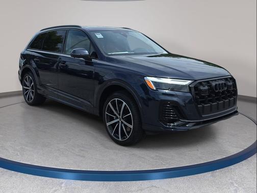 Waitomo Blue Metallic 2026 Audi Q7 45 Premium Plus