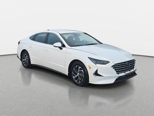 2023 Hyundai SONATA Hybrid Base