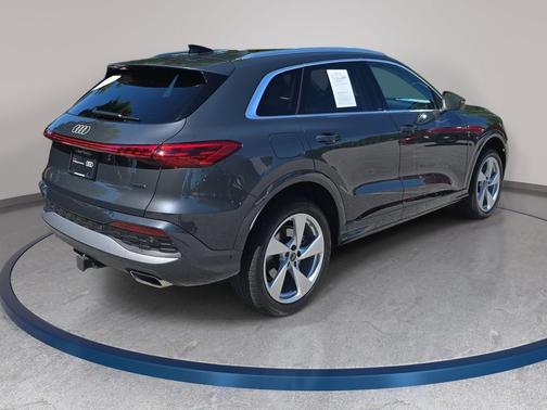 Tambora Gray Metallic 2025 Audi Q5 Premium Plus TFSI quattro S tronic