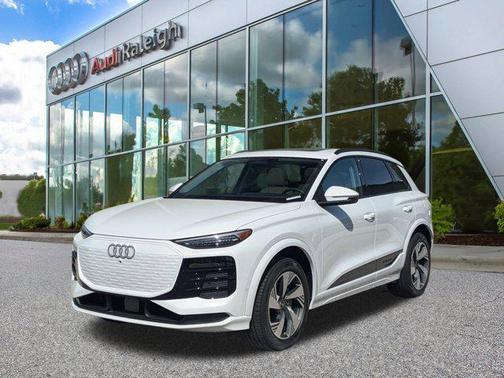 2025 Audi Q6 e-tron Premium Plus quattro