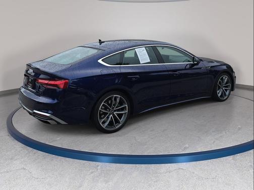Navarra Blue Metallic 2023 Audi A5 Sportback 45 S Line Premium