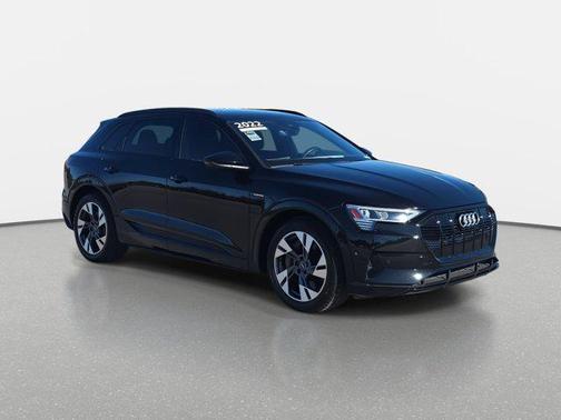 2022 Audi e-tron Premium