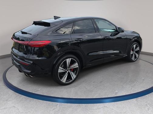 Mythos Black Metallic 2026 Audi SQ5 3.0T Premium Plus