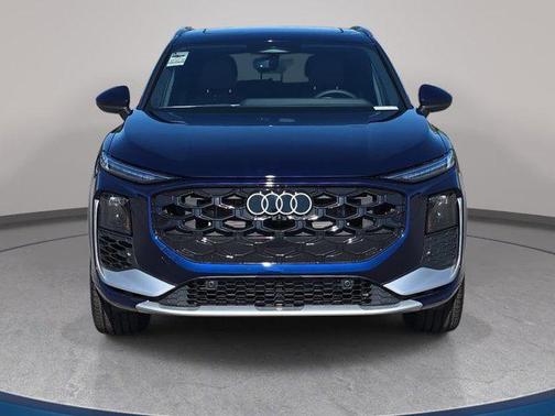 Navarra Blue Metallic 2026 Audi Q3 TFSI quattro S tronic