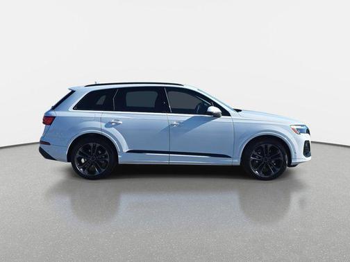2026 Audi Q7 55 Premium Plus