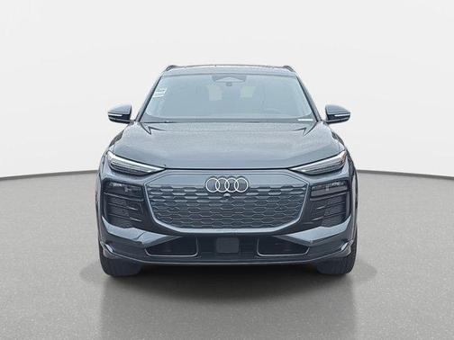 2025 Audi Q6 e-tron Premium Plus quattro