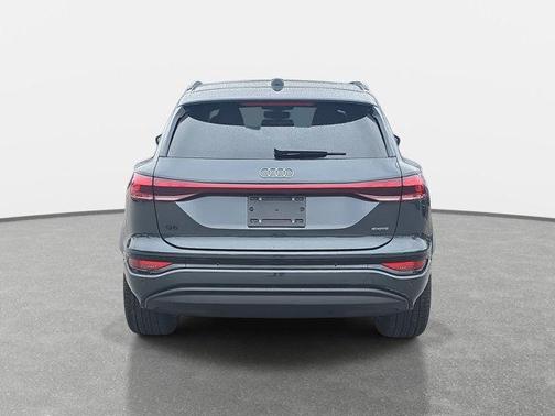 2025 Audi Q6 e-tron Premium Plus quattro