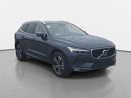 2021 Volvo XC60 T5 Momentum