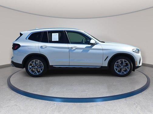 Mineral White Metallic 2024 BMW X3 xDrive30i
