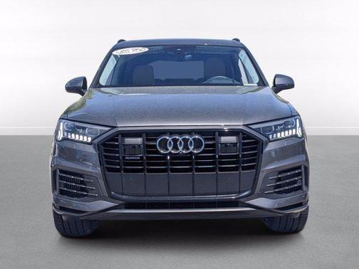 2021 Audi Q7 55 Prestige