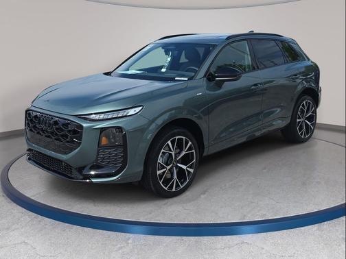 Sage Green Metallic 2026 Audi Q3 TFSI quattro S tronic