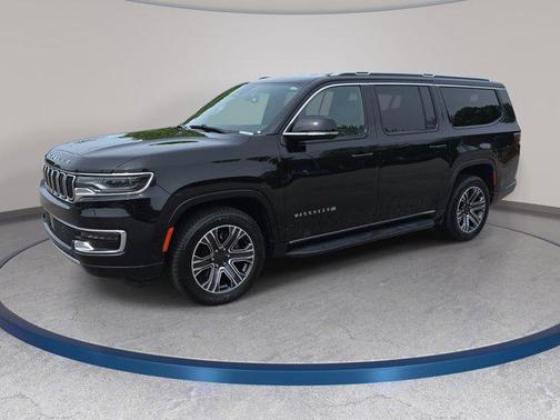 Diamond Black Crystal Pearlcoat 2024 Jeep Wagoneer L Series II 4x2