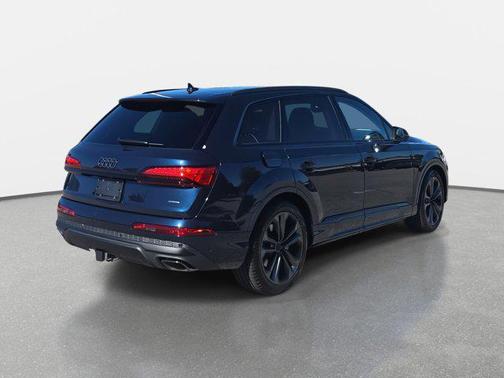 2026 Audi Q7 55 Premium Plus