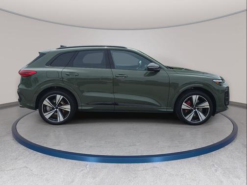 District Green Metallic 2026 Audi SQ5 3.0T Premium Plus