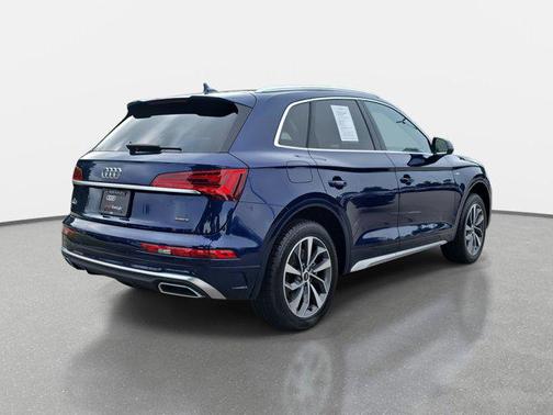 2022 Audi Q5 45 S line Premium