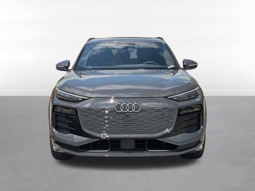 2025 Audi Q6 e-tron Prestige quattro