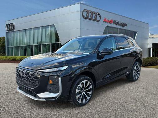 2026 Audi Q3 S line