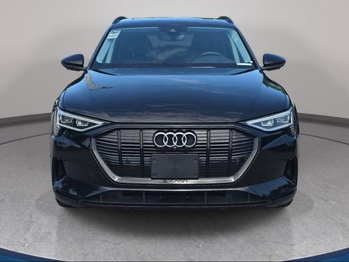 Brilliant Black 2021 Audi e-tron Premium Plus