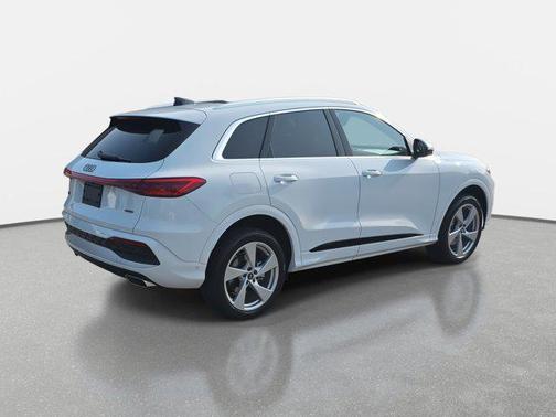 2025 Audi Q5 Premium Plus