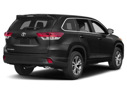 Midnight Black Metallic 2019 Toyota Highlander LE