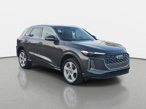 2025 Audi Q5 Premium Plus TFSI quattro S tronic