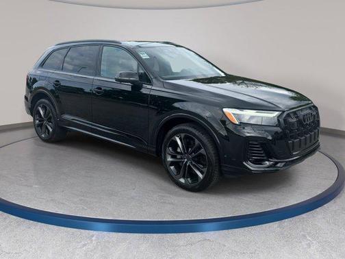 Mythos Black Metallic 2026 Audi Q7 55 Premium Plus