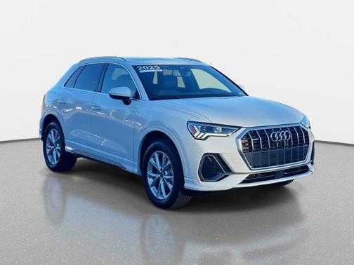 2025 Audi Q3 45 S line Premium Plus