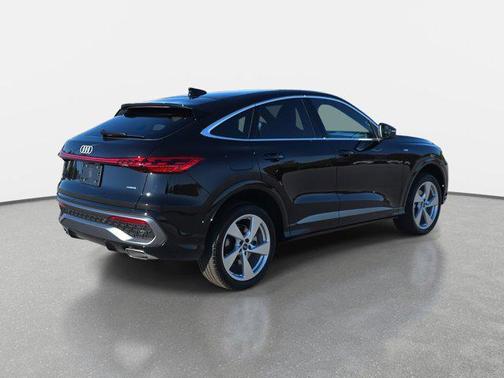 2025 Audi Q5 Premium Plus TFSI quattro S tronic