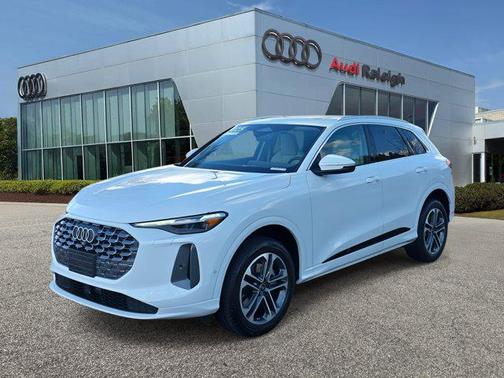 2025 Audi Q5 Premium Plus TFSI quattro S tronic