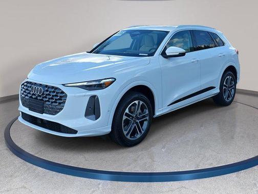 2025 Audi Q5 Premium Plus TFSI quattro S tronic