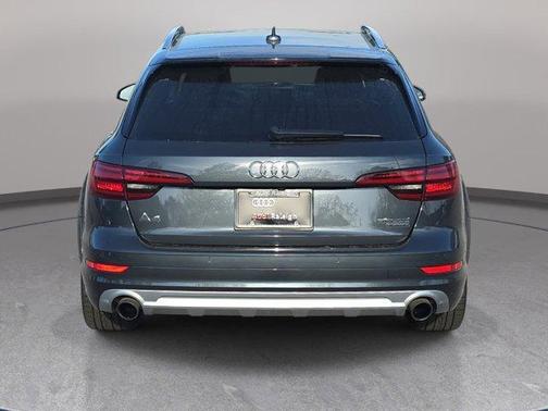 Manhattan Gray Metallic 2018 Audi A4 allroad 2.0T Premium