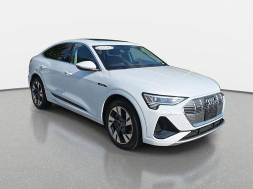 2022 Audi e-tron Sportback S line Premium