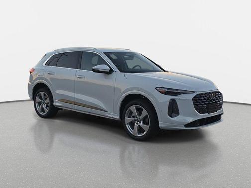 2025 Audi Q5 Premium Plus TFSI quattro S tronic