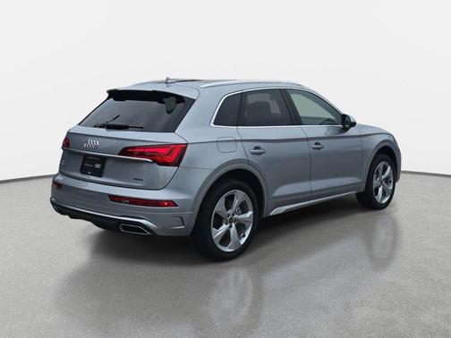 2025 Audi Q5 45 S line Premium Plus