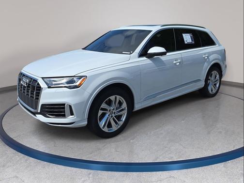 Glacier White Metallic 2020 Audi Q7 55 Premium Plus